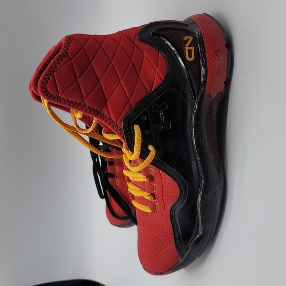 Under Armour cam newton's boys 5.5 youth - Picture 1 of 7